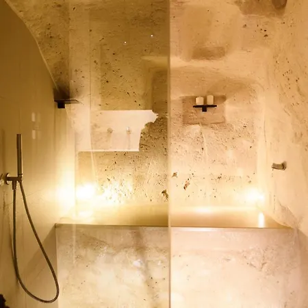 Le Malve Cave Retreat Matera
